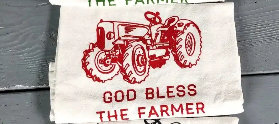 God bless the farmer red FLAWED